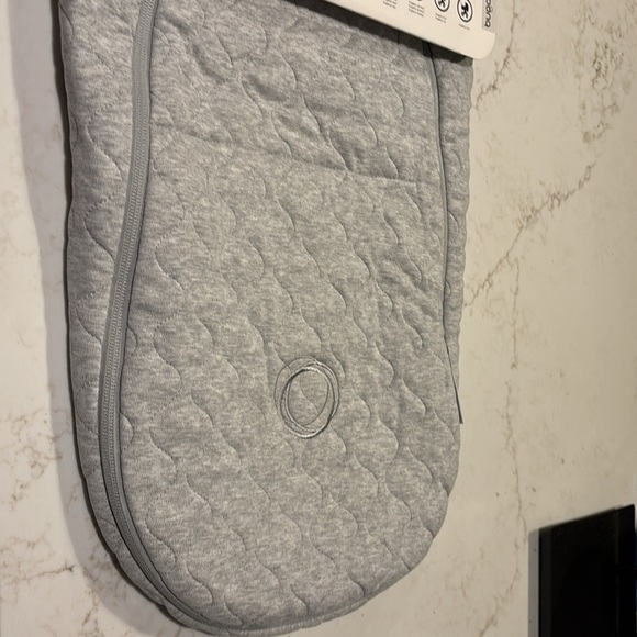 Bugaboo newborn inlay for strolling. NWT - Picture 6 of 7